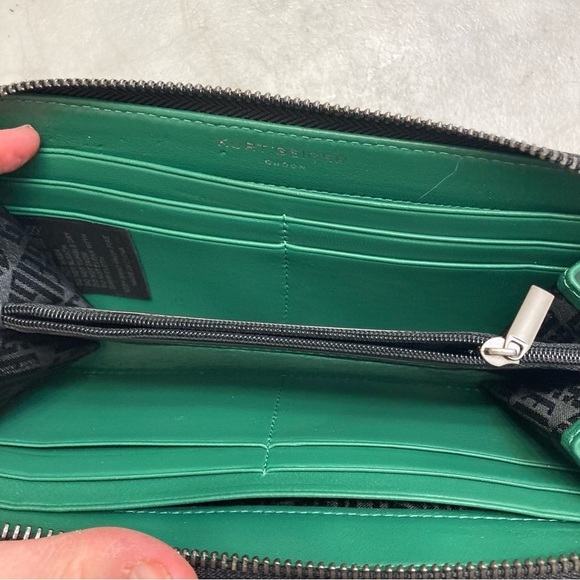 Kurt Geiger green leather quilted clutch zipper wallet - Picture 5 of 5